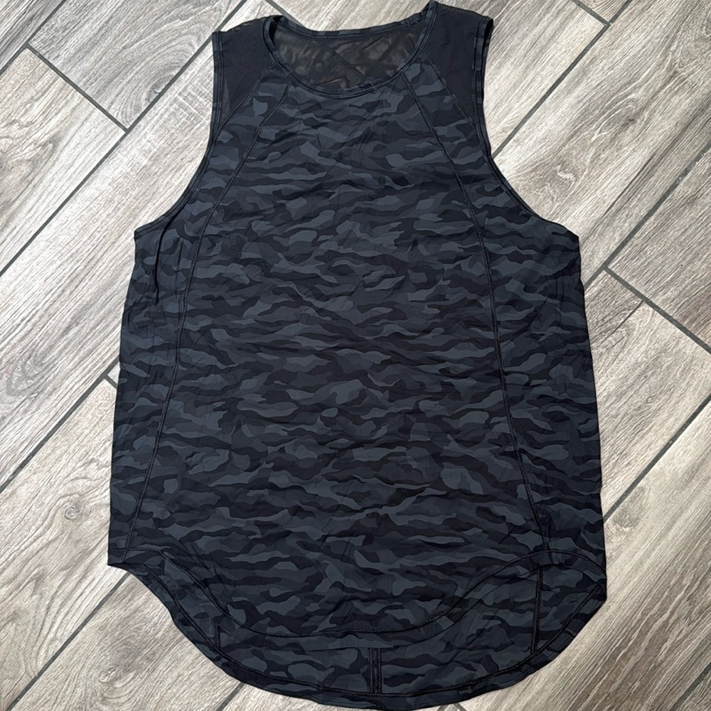 Lululemon Sculpt Tank- black camo